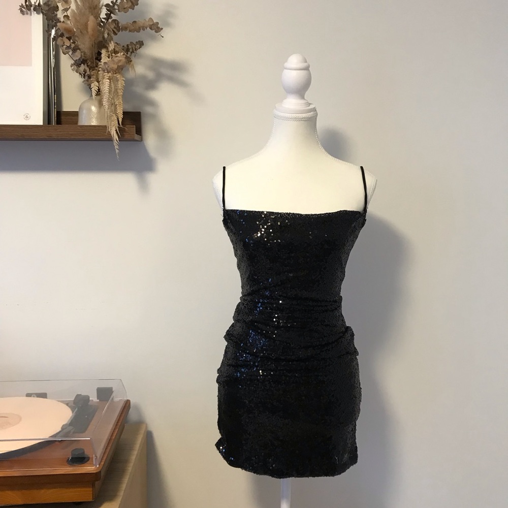Lace-Up Back Mini Sequined Dress Black Size S